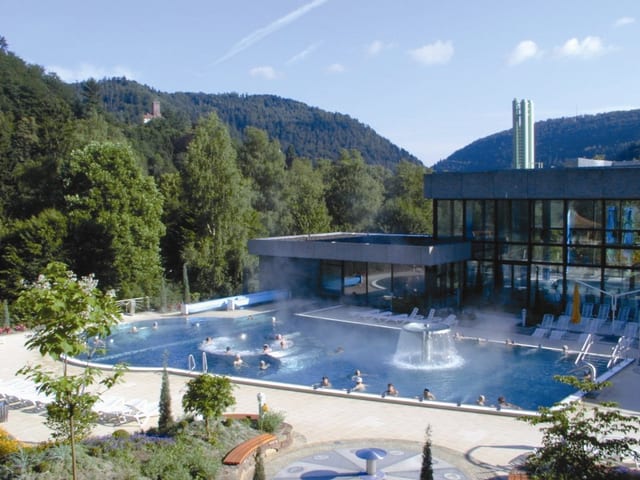 Termas Paracelsus Bad Liebenzell — excursión en la Selva Negra del norte